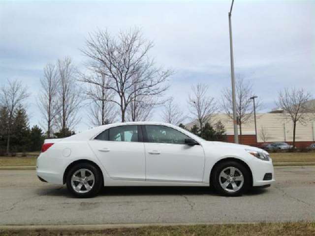 2015 Chevrolet Malibu LS 4DR Sedan